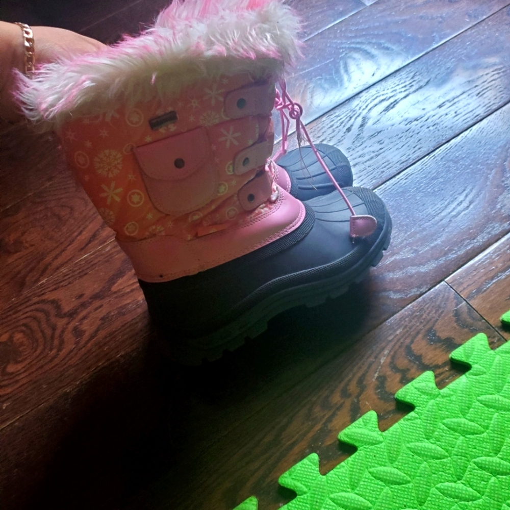 Snow Pink size 2 waterproof boots - Picture 5 of 8